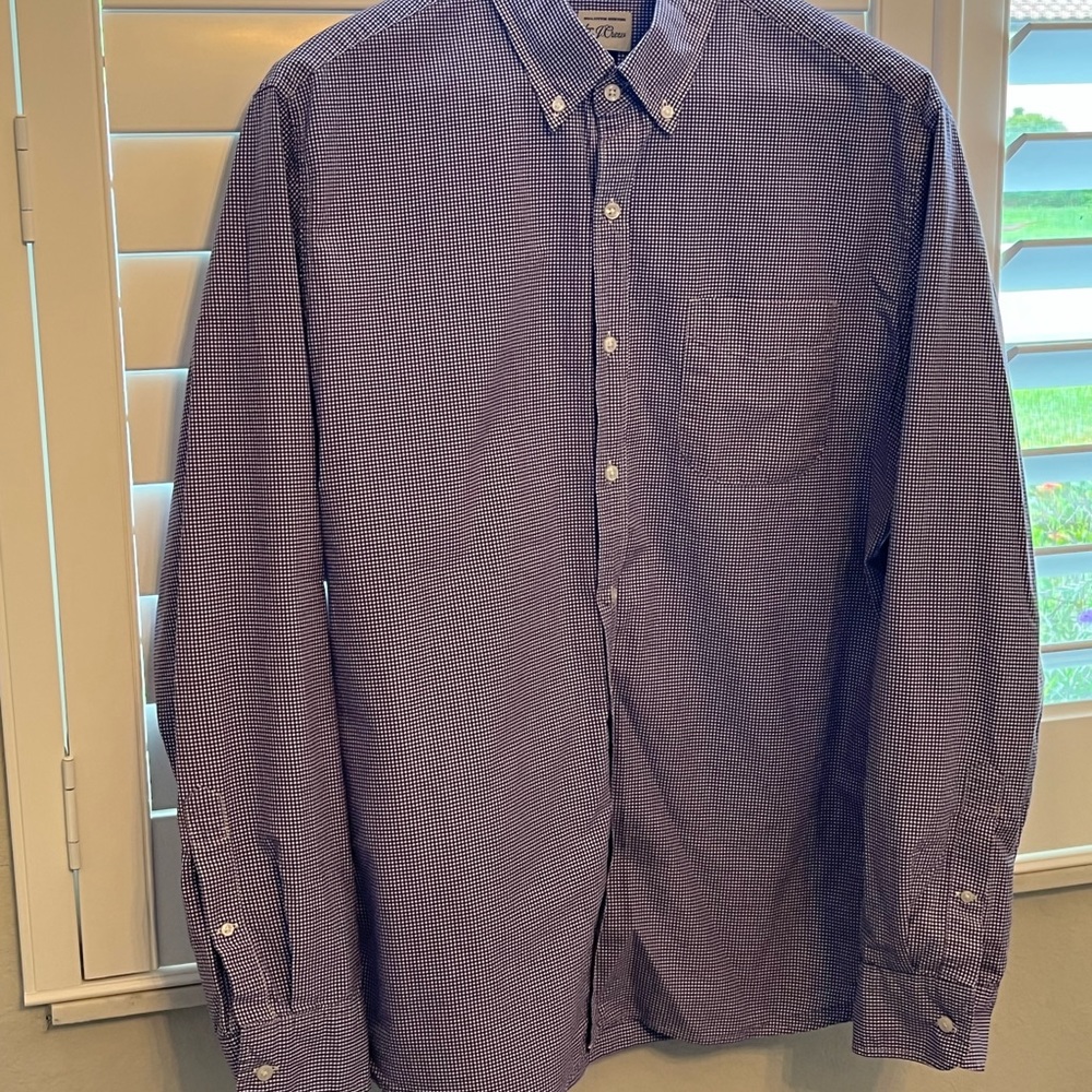 Long sleeve button up shirt